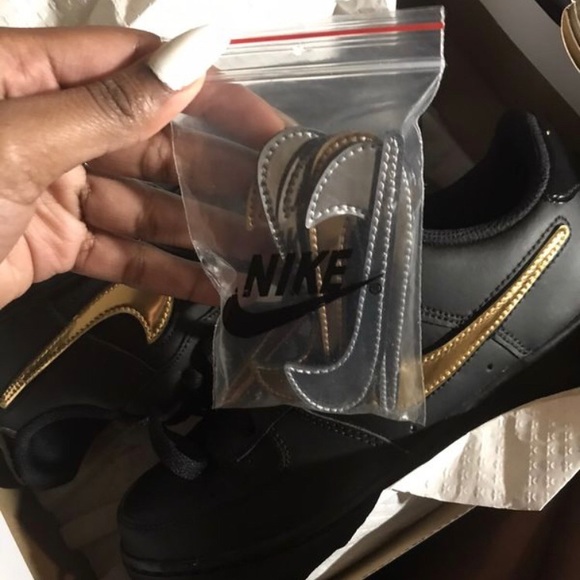 AIR FORCE 1 LV8 3 (GS) - Picture 2 of 2